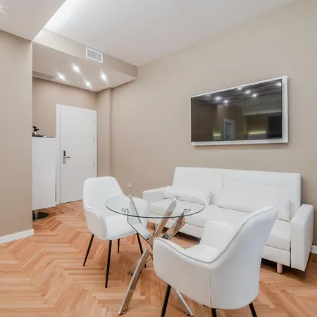 Ticinese Hotel apartamentowy Mediolan