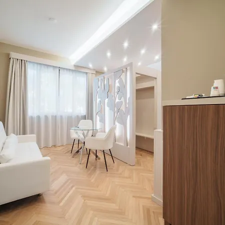 Ticinese Hotel apartamentowy Mediolan